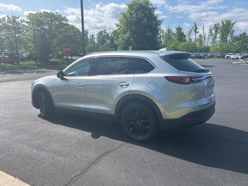 2022 Mazda CX-9 Touring Plus