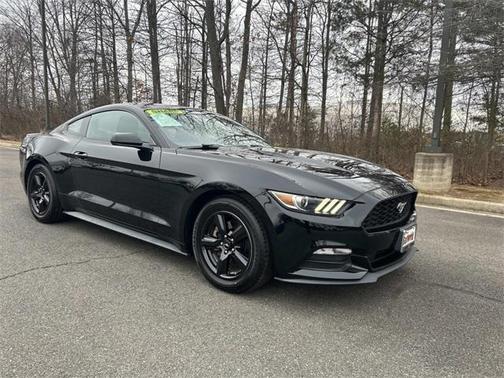 2016 Ford Mustang V6