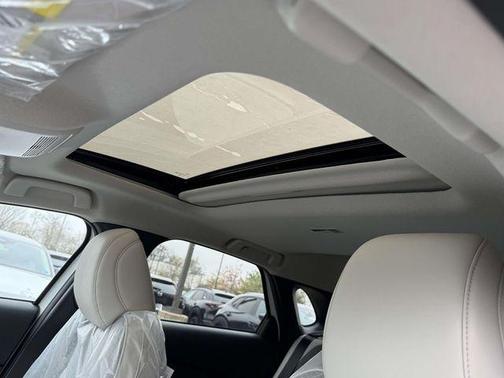 Snowflake White Pearl Mica 2026 Mazda CX-30 2.5 S