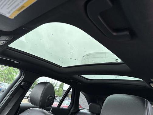 Black 2022 Mercedes-Benz GLC 300 Base