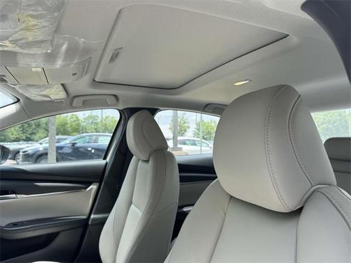 2025 Mazda Mazda3 FWD w/Preferred Package
