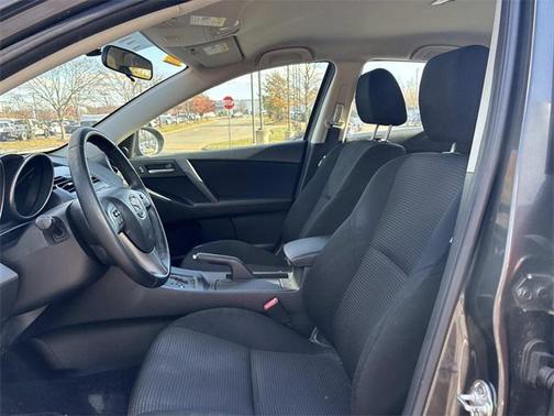 2013 Mazda Mazda3 i Touring