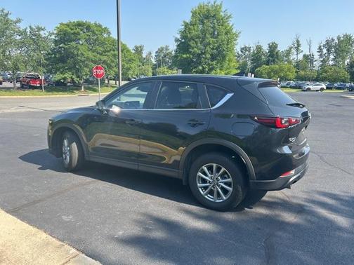 2022 Mazda CX-5 2.5 S Preferred Package