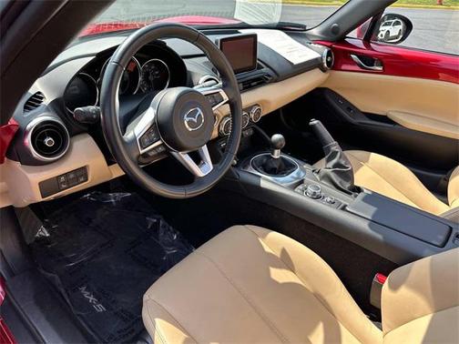 2017 Mazda MX-5 Miata RF Grand Touring