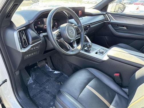2024 Mazda CX-90 PHEV Premium Plus