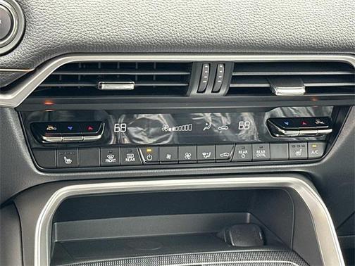 2025 Mazda CX-70 PHEV Premium Package