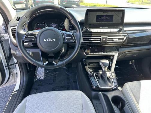 2022 Kia Seltos EX