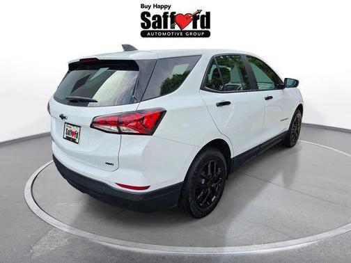 Summit White 2022 Chevrolet Equinox LS
