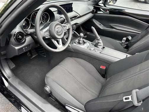 2025 Mazda MX-5 Miata Club