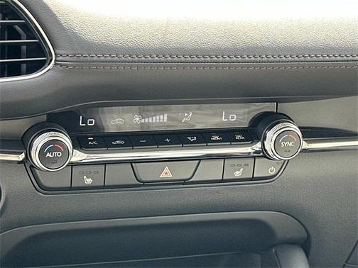 2025 Mazda Mazda3 FWD w/Preferred Package