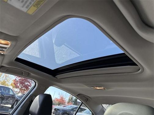 2017 Subaru Legacy 3.6R Limited