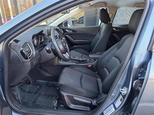 2015 Mazda Mazda3 i Touring