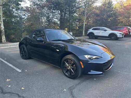 2024 Mazda MX-5 Miata Sport