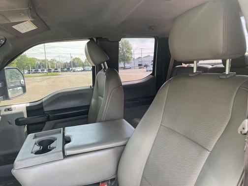 Oxford White 2019 Ford F-250 XL