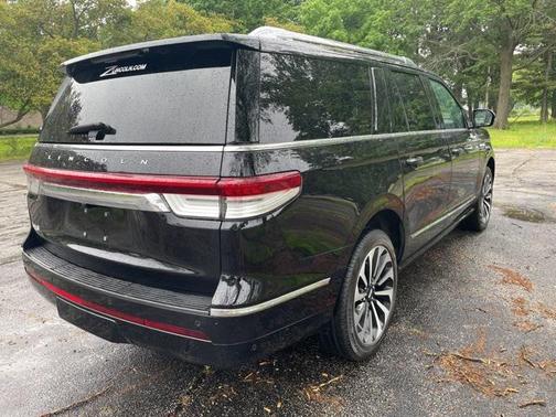 2024 Lincoln Navigator Reserve
