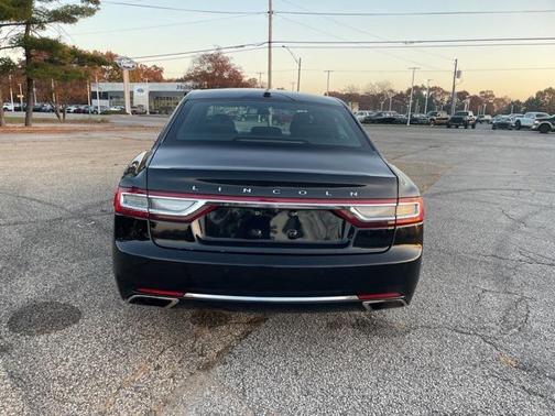 2017 Lincoln Continental Reserve