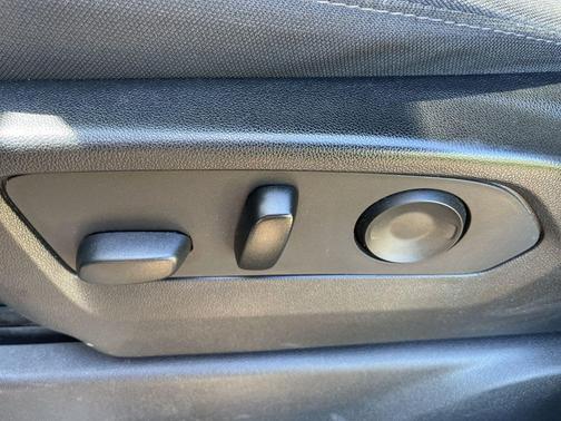 Dark Ash Metallic 2022 Chevrolet Silverado 1500 LT
