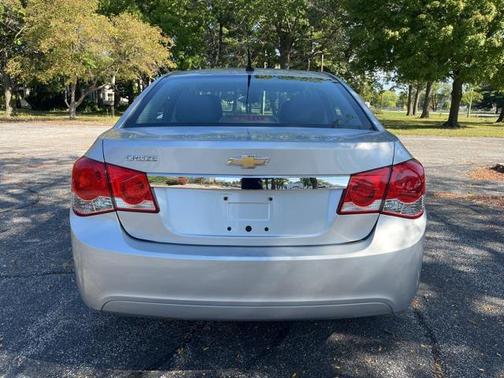 2013 Chevrolet Cruze LS