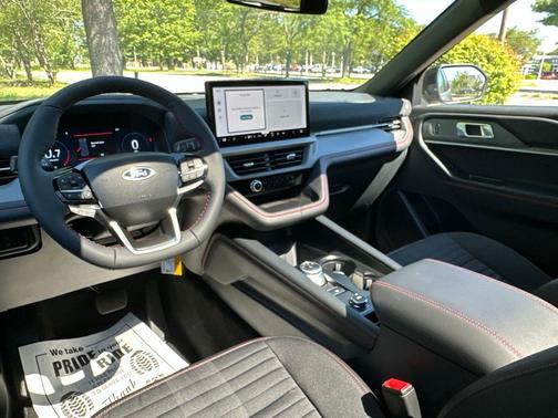 Carbonized Gray Metallic 2026 Ford Explorer ST-Line