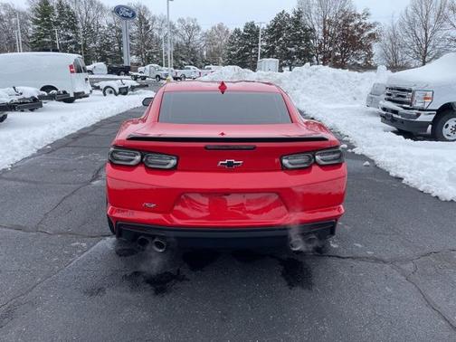 2023 Chevrolet Camaro RWD Coupe LT1