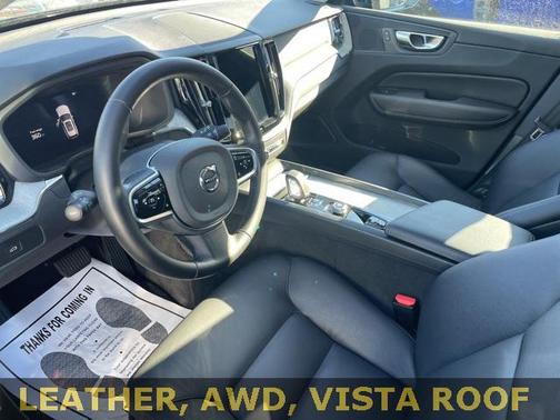 2025 Volvo XC60 B5 Plus