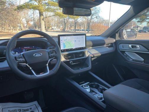 2025 Ford Explorer ST