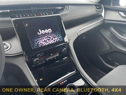 2023 Jeep Grand Cherokee Laredo