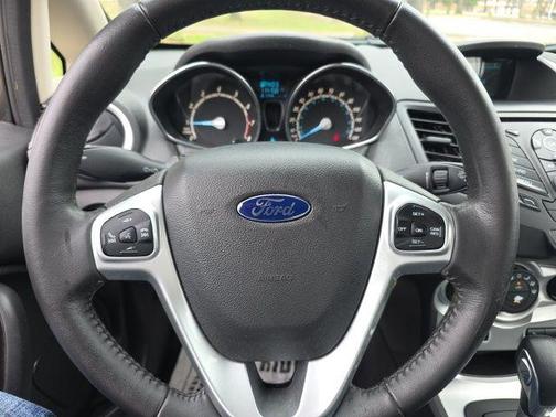 2016 Ford Fiesta SE
