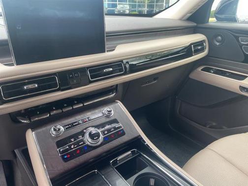 2022 Lincoln Aviator Reserve AWD