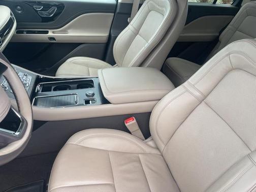 2022 Lincoln Aviator Reserve AWD