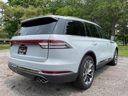 2025 Lincoln Aviator Premiere