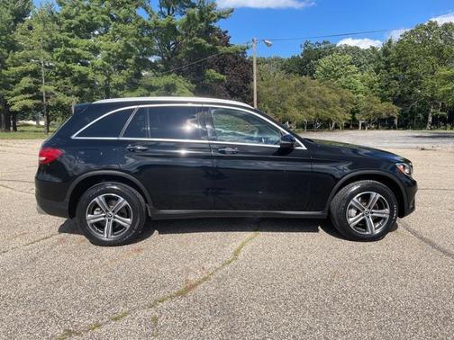 2018 Mercedes-Benz GLC 300 4MATIC