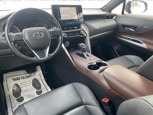 2022 Toyota Venza XLE