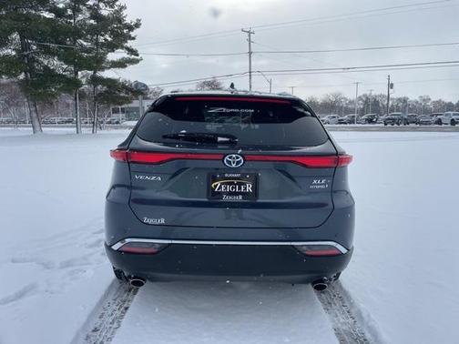 2022 Toyota Venza XLE