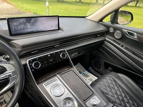 Melbourne Gray 2022 Genesis GV80 3.5T Prestige Signature