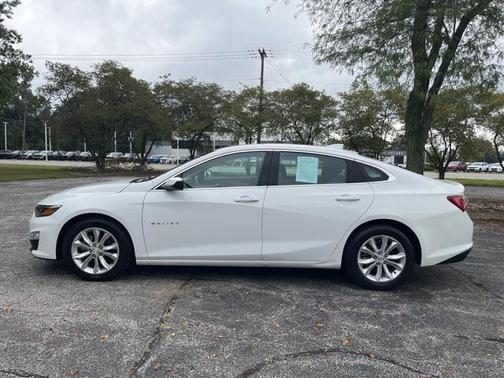 2022 Chevrolet Malibu FWD LT