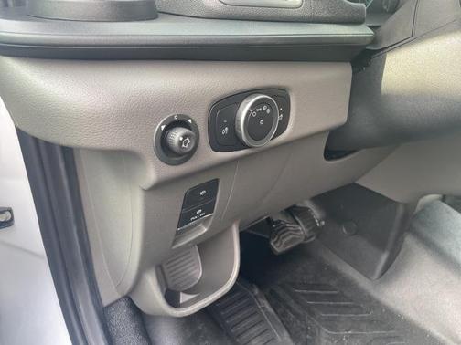 2025 Ford Transit-150 Base