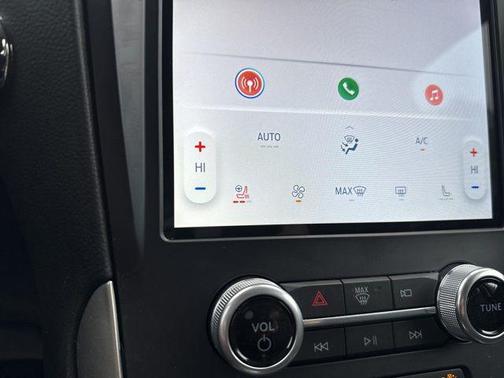 Gray Metallic 2023 Ford Edge SEL