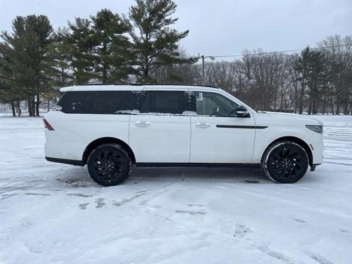 2026 Lincoln Navigator Reserve