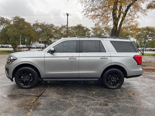 2024 Ford Expedition XLT
