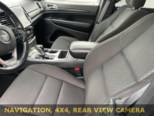 2022 Jeep Grand Cherokee Laredo