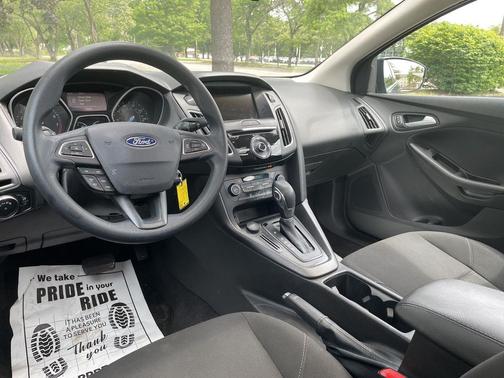 Blue Metallic 2018 Ford Focus SEL