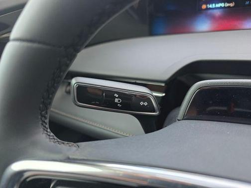 White Platinum Clearcoat Metallic 2026 Lincoln Nautilus Reserve