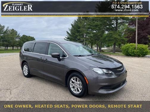 2023 Chrysler Voyager LX