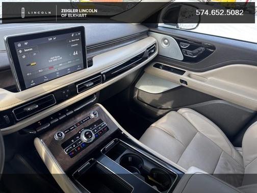 2023 Lincoln Aviator Reserve AWD