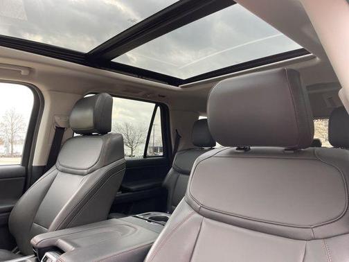 Black Metallic 2025 Ford Expedition Active