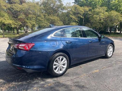 2022 Chevrolet Malibu FWD LT
