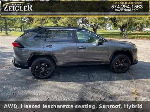 2020 Toyota RAV4 Hybrid SE