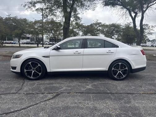 2015 Ford Taurus Limited