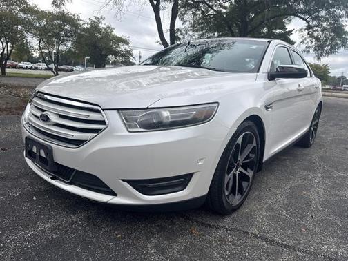 2015 Ford Taurus Limited